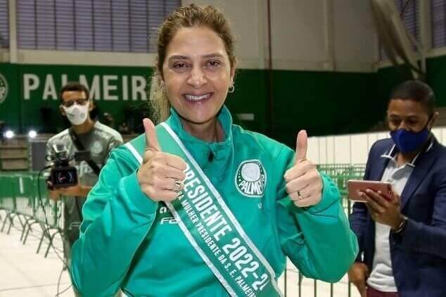 体育视频直播-一分钱也是爱 巴西众球迷转钱给主席 要求买前锋！