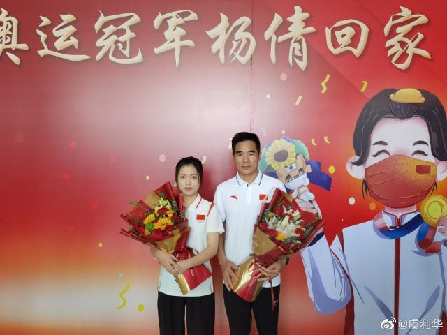 1635425116946057861.jpg 【夜读】巴萨将赔偿科曼1200万欧违约金