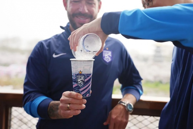 app下载-莫拉春日东湖行 邀您赏樱花、来看球