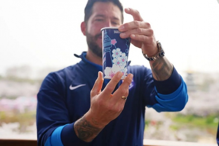 app下载-莫拉春日东湖行 邀您赏樱花、来看球