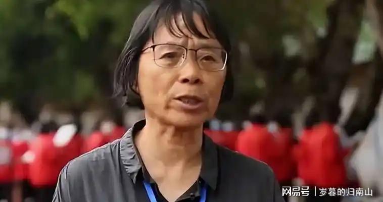 人民日报发文，揭张桂梅真实现状，卸任华坪女高校长传闻早有真相