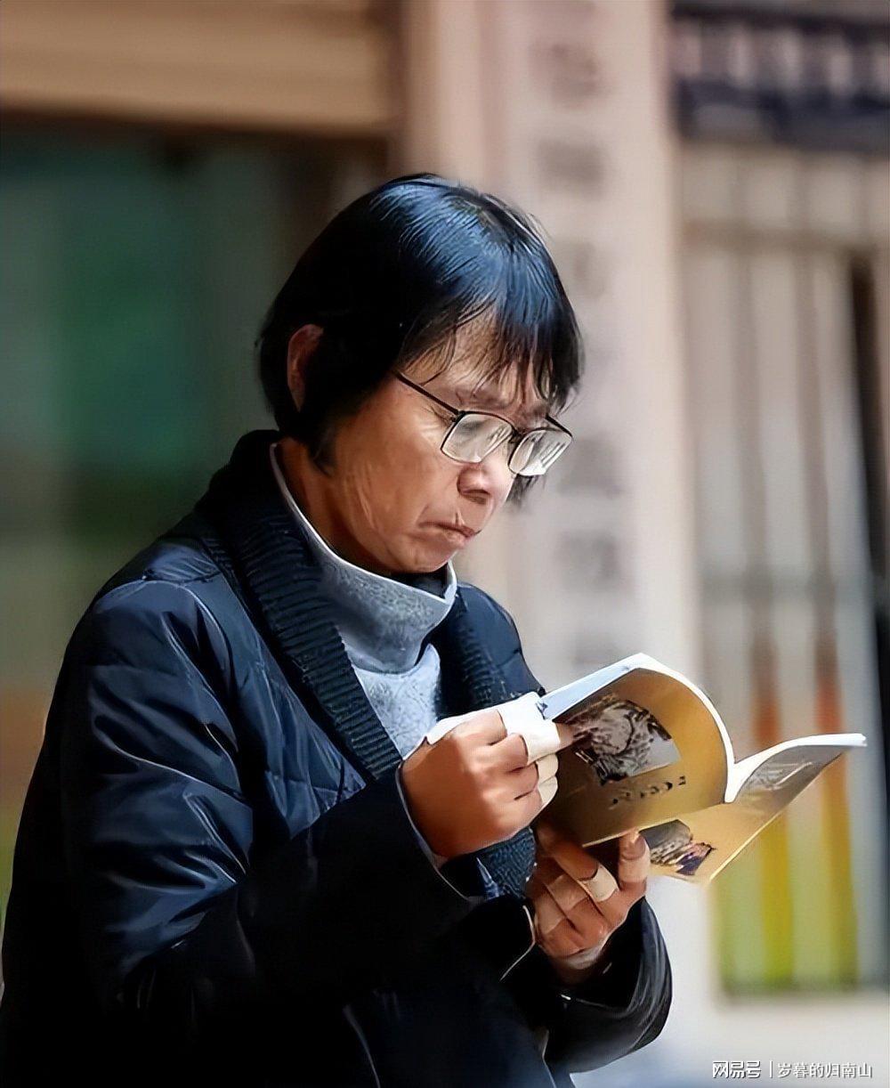 人民日报发文，揭张桂梅真实现状，卸任华坪女高校长传闻早有真相